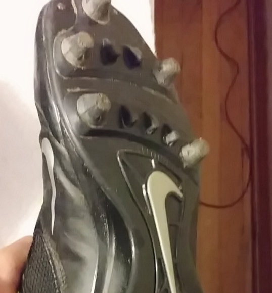 Cleats - Picture 3 of 5